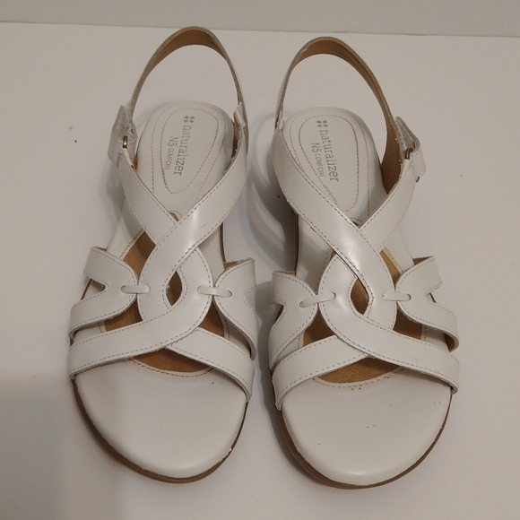 🌹Naturalizer N5 Comfort White Leather Sandals Size 7 - Picture 2 of 7